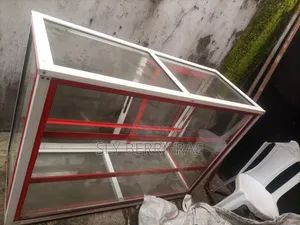 Showcase Glass