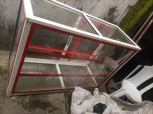 Showcase Glass