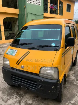 Suzuki APV Minibus 2012 Yellow