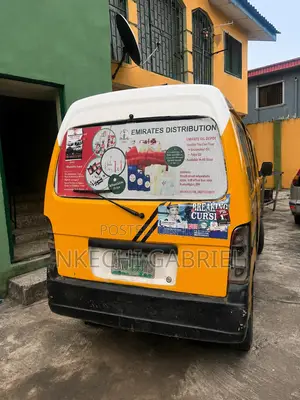 Suzuki APV Minibus 2012 Yellow