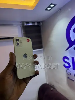Apple iPhone 12 64 GB Green