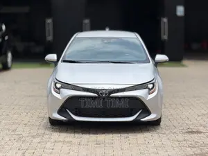 Toyota Corolla SE 2020 Silver
