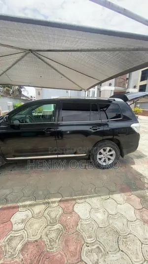 Toyota Highlander 2012 Black