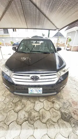 Toyota Highlander 2012 Black