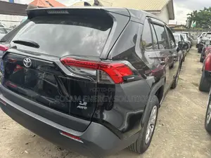 Toyota RAV4 2022 Black