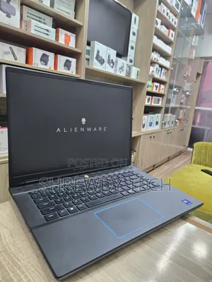 Laptop Alienware M16 R2 16GB Intel Core Ultra 7 SSD 1T