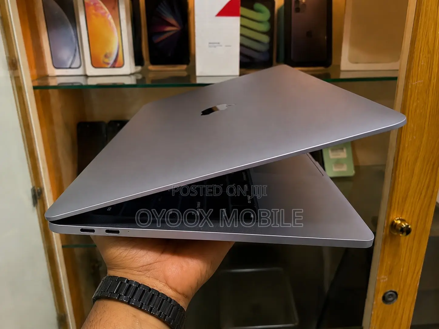Laptop Apple MacBook Pro 2021 M1 16GB Intel Core i7 SSD 512GB