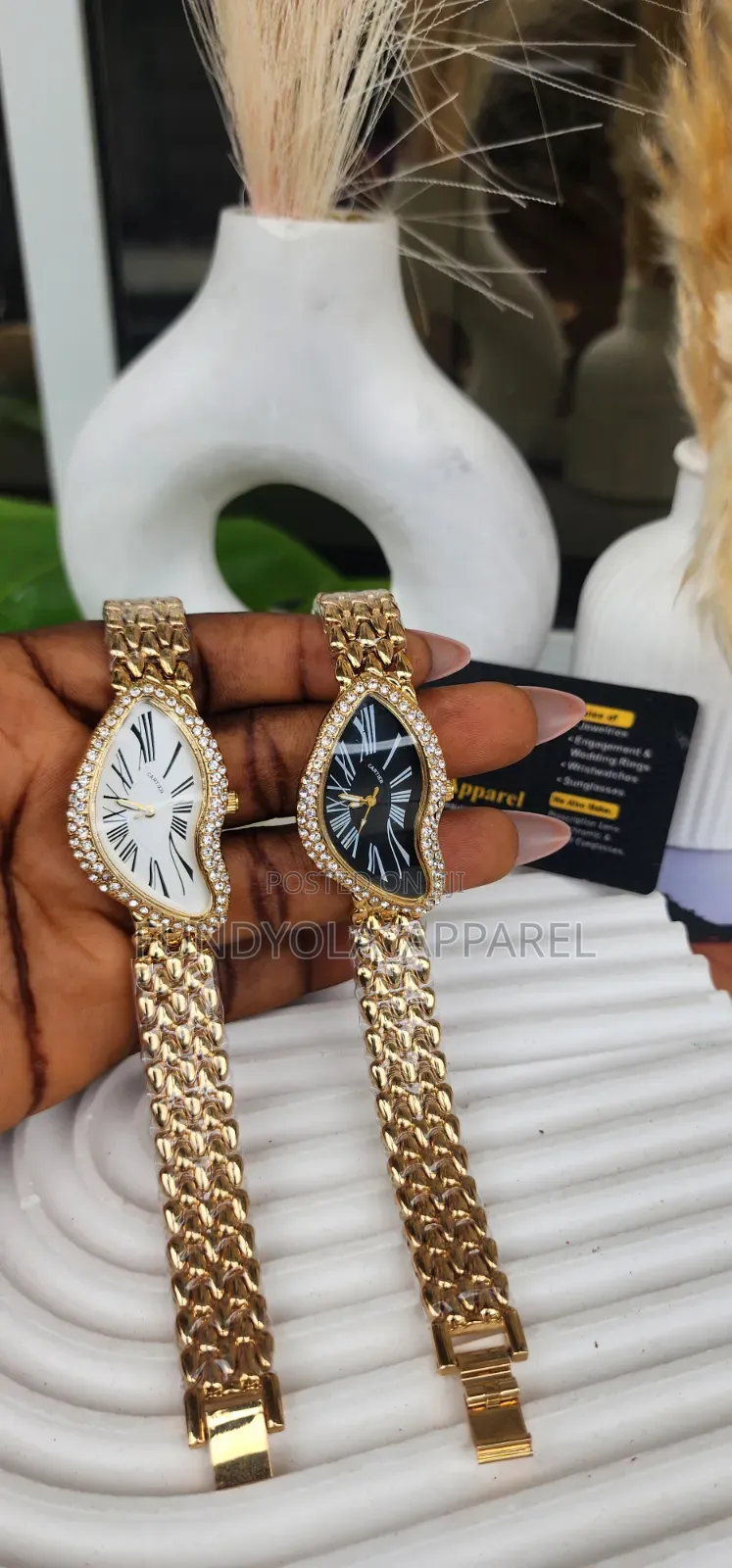 Cartier Female Swavy Gild Wristwatch