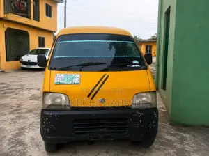 Suzuki APV Minibus 2012 Yellow