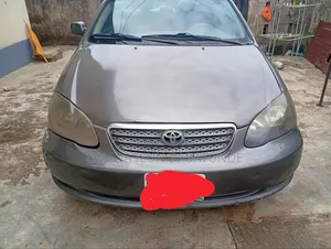 Toyota Corolla 2005 Gray