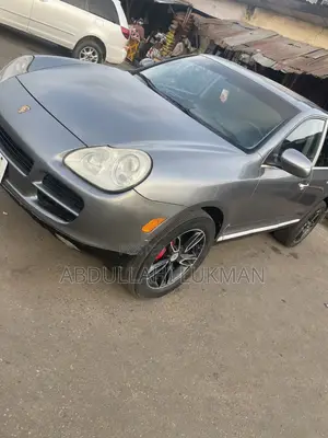 Porsche Cayenne S 2010 Gray