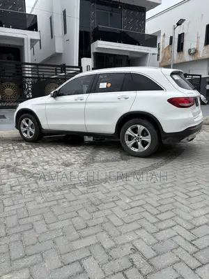 Mercedes-Benz GLC-Class 2017 White