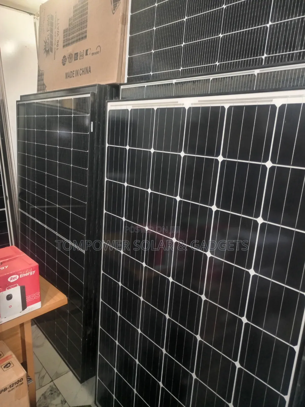 300W Solar Panels