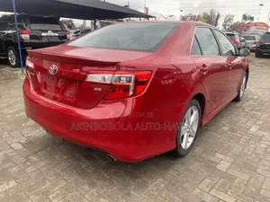 Toyota Camry 2014 Red