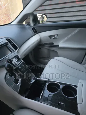 Toyota Venza 2014 Black