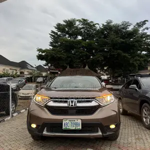 Honda CR-V 2017 Gold