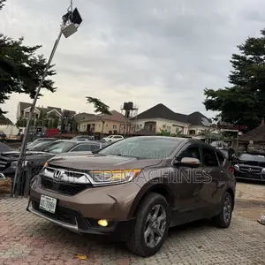 Honda CR-V 2017 Gold