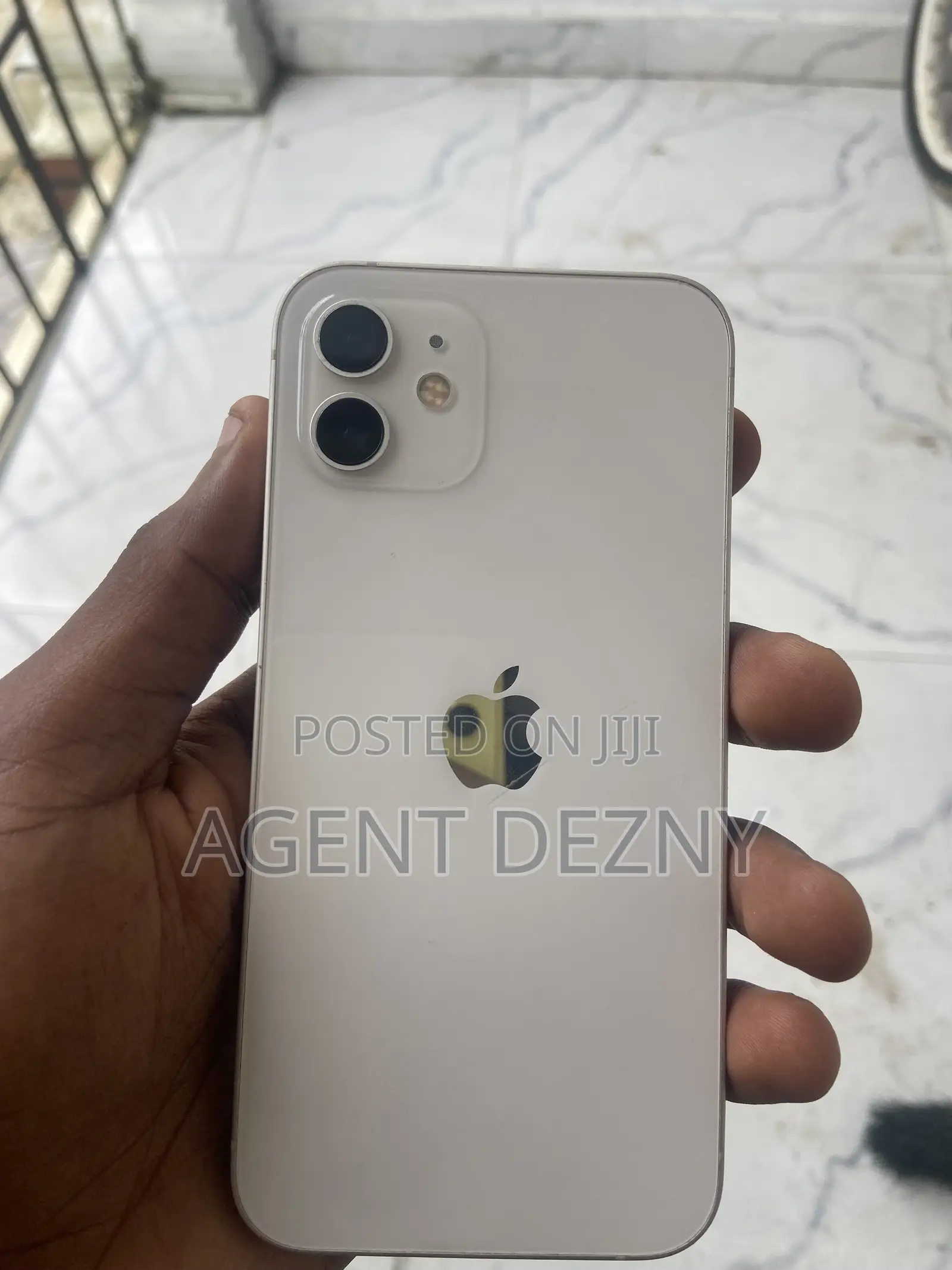 Apple iPhone 12 64 GB White