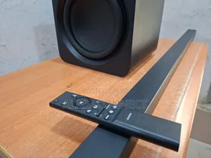 Samsung "Ultra-Slim" Soundbar S800B With Its Wireless Subwoofer