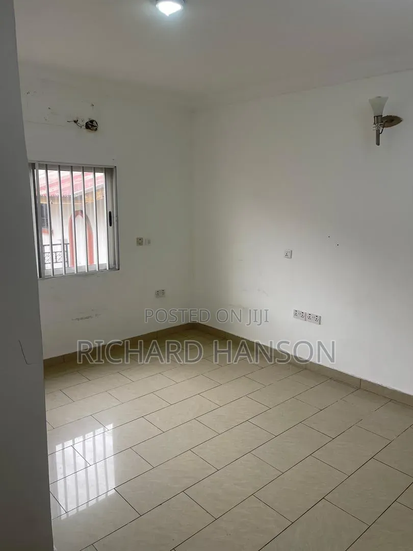 Mini Flat in Phase 1 for rent