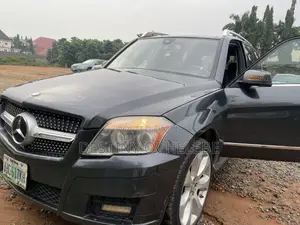 Mercedes-Benz GLK-Class 2010 Silver