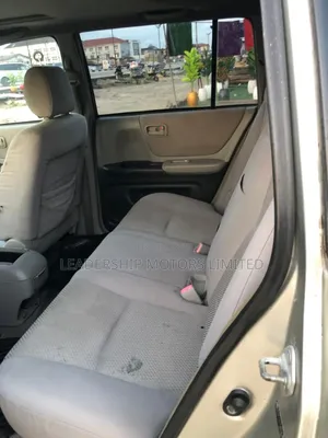 Toyota Highlander 4x4 2007 Gold