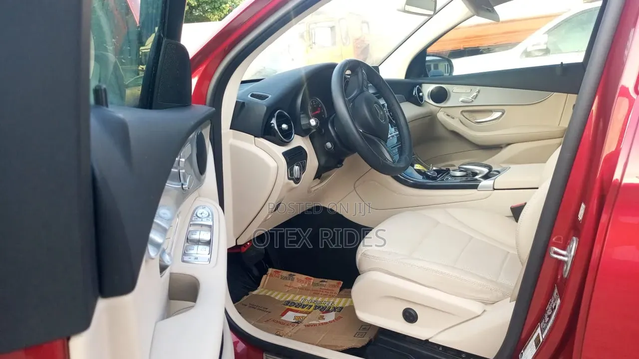 Mercedes-Benz GLC-Class 2017 Red