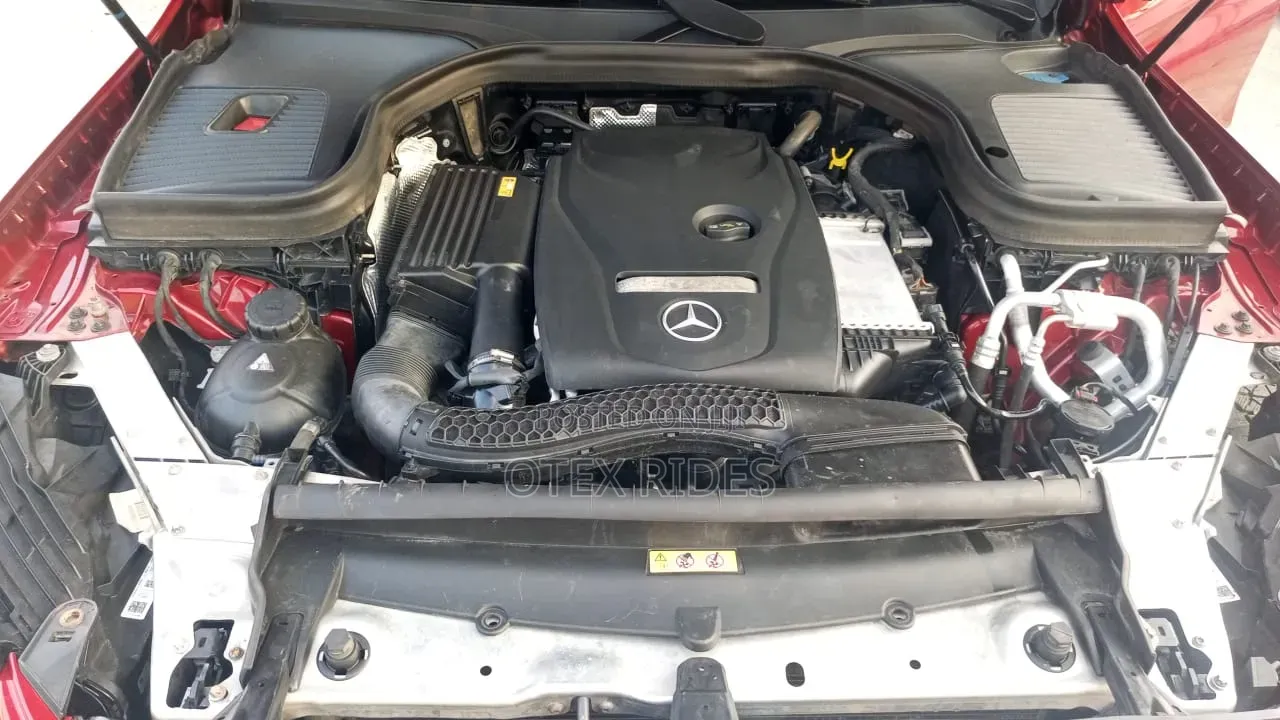 Mercedes-Benz GLC-Class 2017 Red