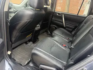Toyota Highlander 2012 Gray