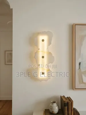 Mable Wall Light
