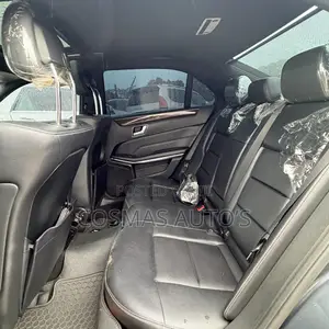 Mercedes-Benz E350 Base 4Matic Sedan AWD (3.5L 6cyl 7A) 2013 Gray