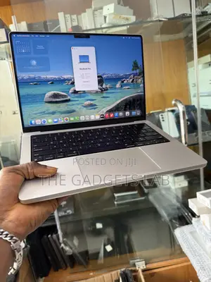 Laptop Apple MacBook Pro 2023 M2 16GB Apple M2 SSD 512GB