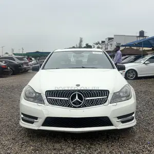 Mercedes-Benz C300 2012 White