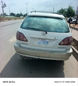 Lexus RX 1999 White