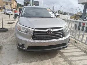 Toyota Highlander 2016 Silver
