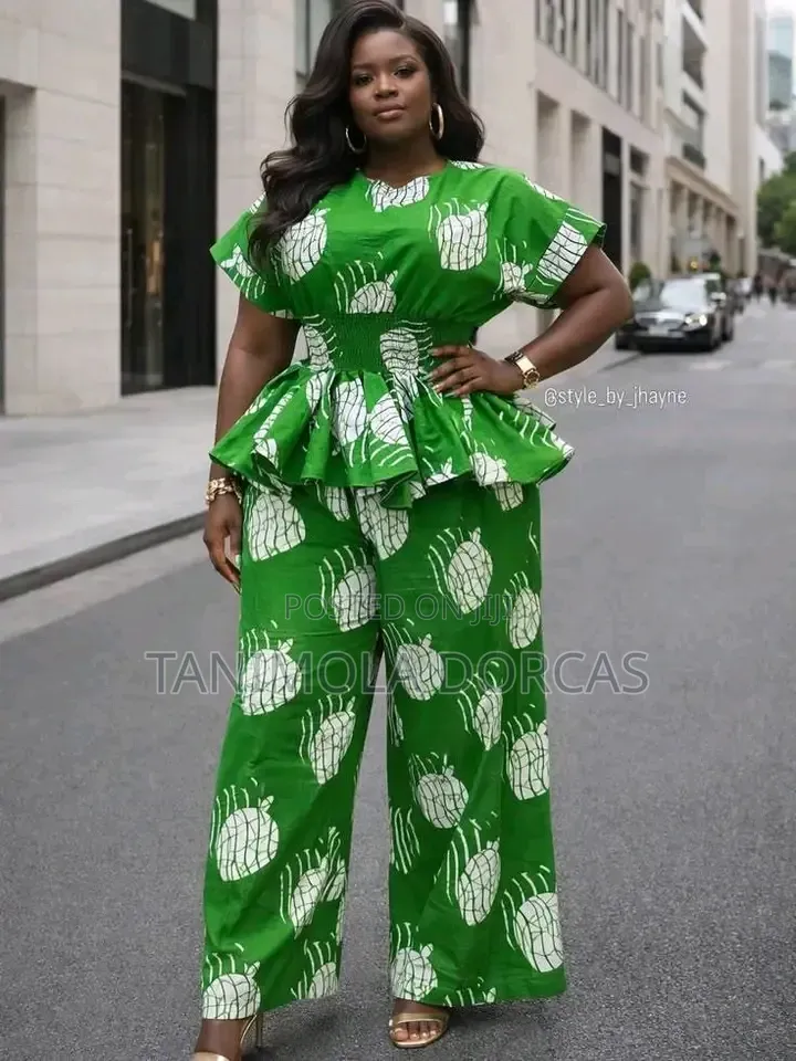 Stylish Threads Tabitha House