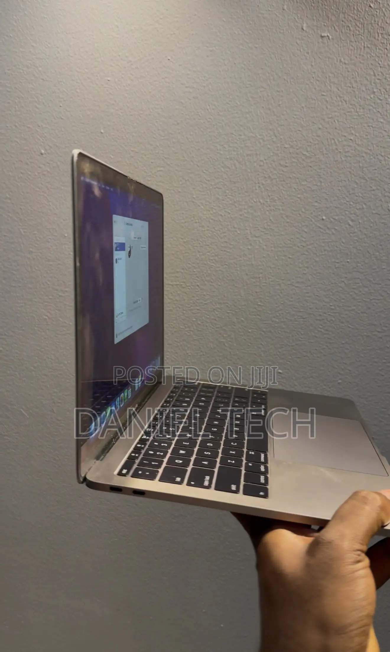 Laptop Apple MacBook Pro 2017 8GB Intel Core i5 SSD 256GB