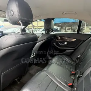 Mercedes-Benz C300 2017 Black