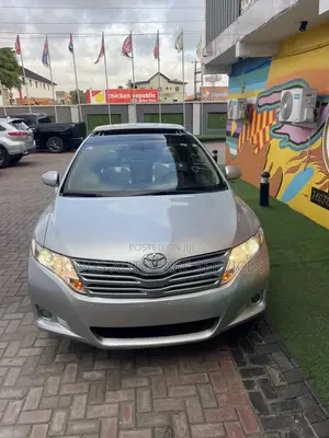 Toyota Venza V6 AWD 2011 Silver