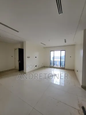 3bdrm Apartment in Jahi for sale