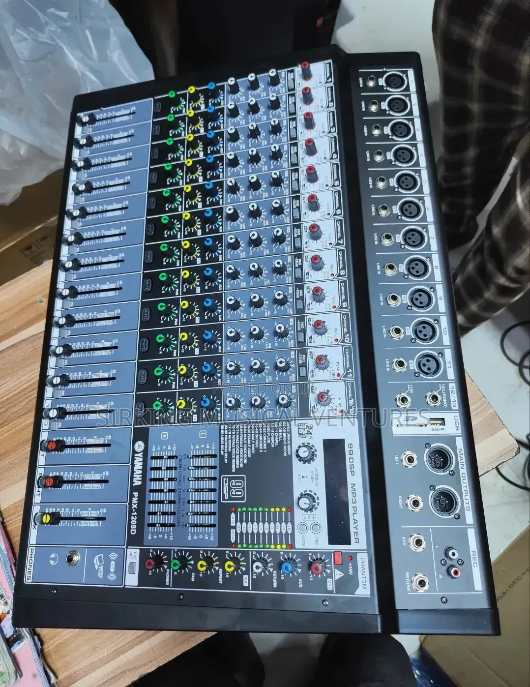 Yamaha Powered Mixer 12channels With Bluetooth/USB