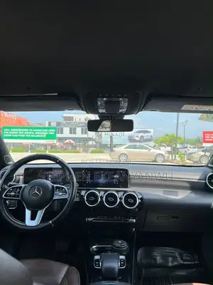 Mercedes-Benz CLA-Class CLA 180 Sedan 2019 Black