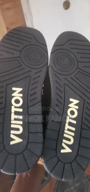Louis Vuitton Size 43-44