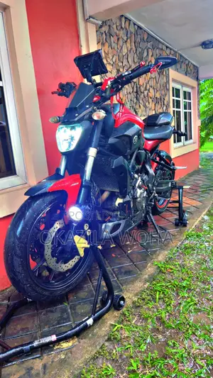 Yamaha FZ 2016 Red
