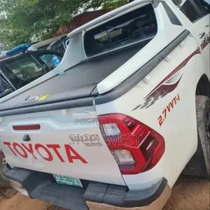 TRD Manual Rolling Booth Cover