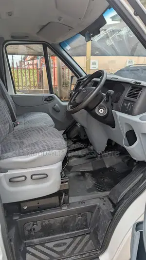 Ford Transit 2010 White
