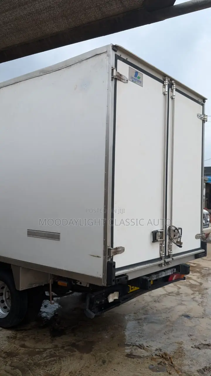 Ford Transit 2010 White