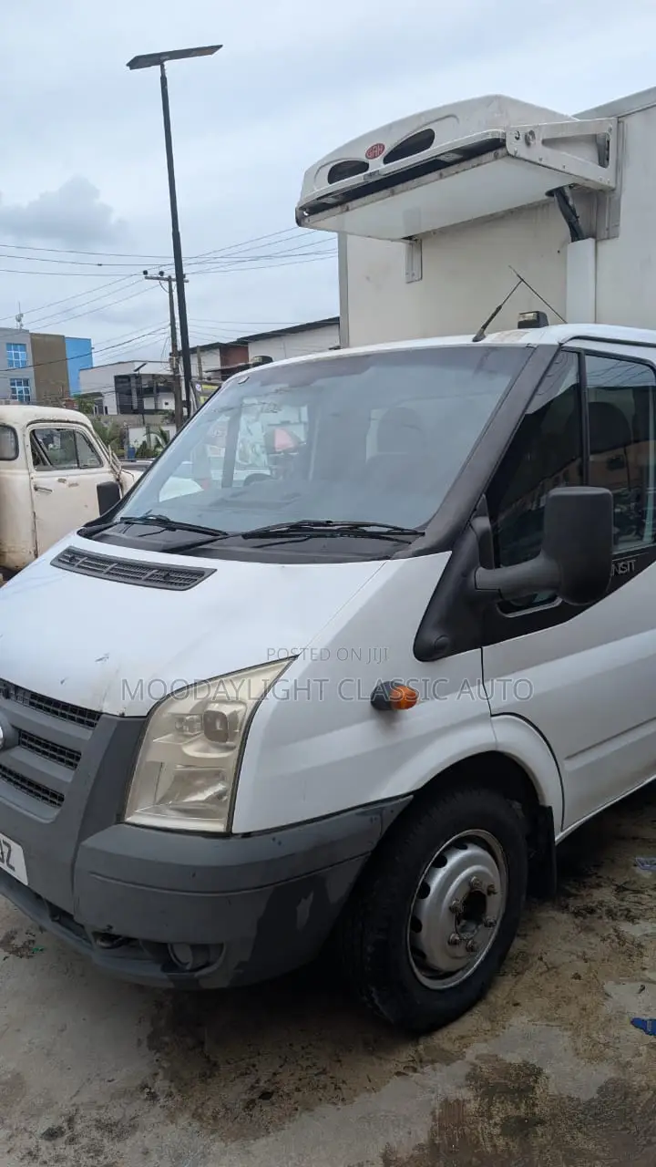 Ford Transit 2010 White