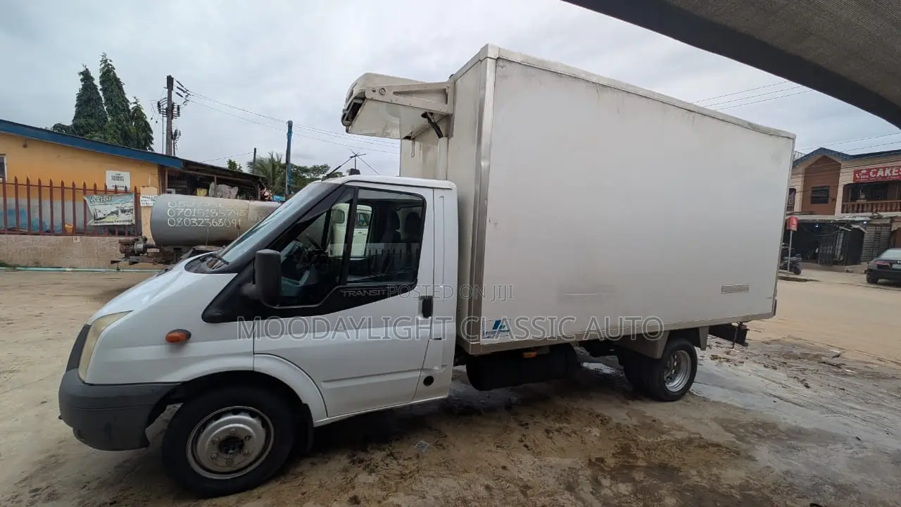 Ford Transit 2010 White