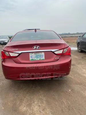 Hyundai Sonata 2013 Red